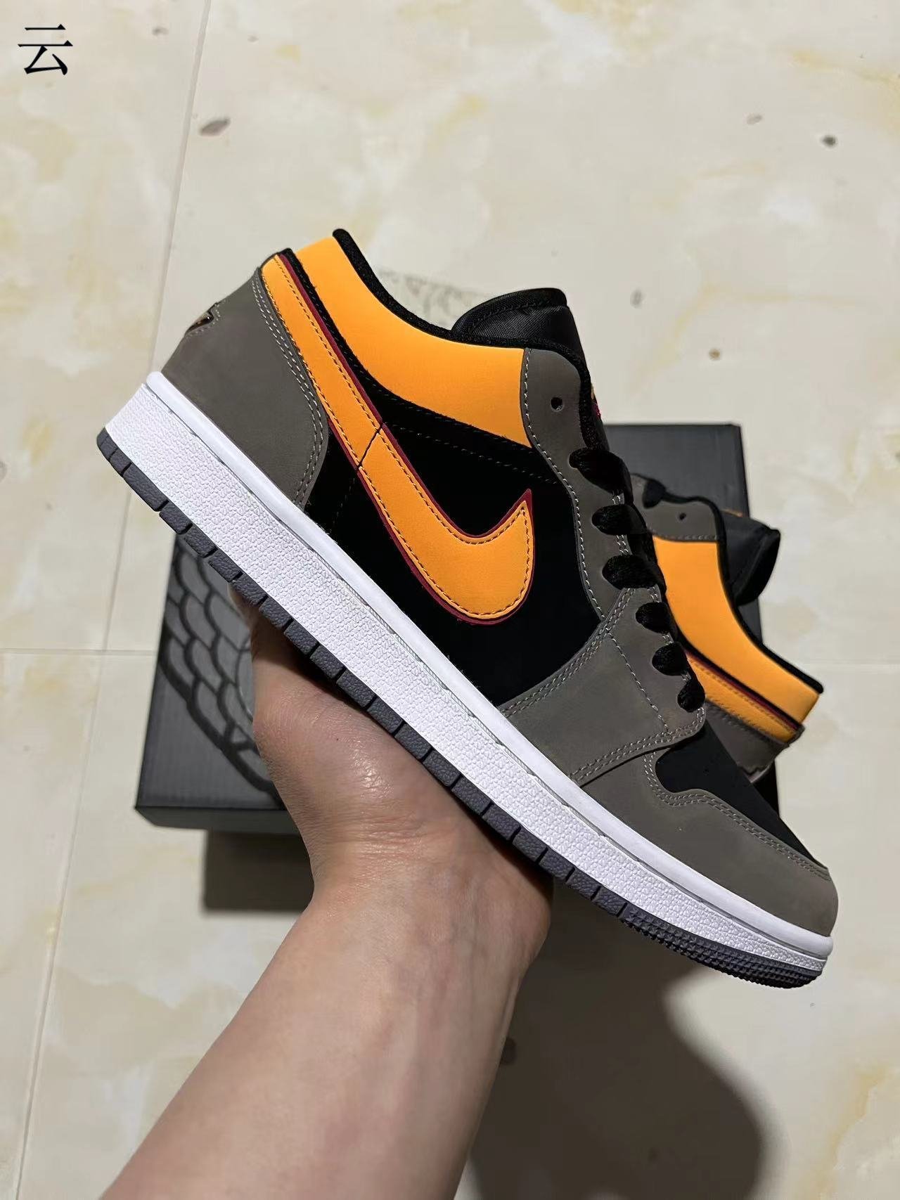 Air Jordan 1 Low SE quotquot FN7308-008 w 36-46 - Image 1
