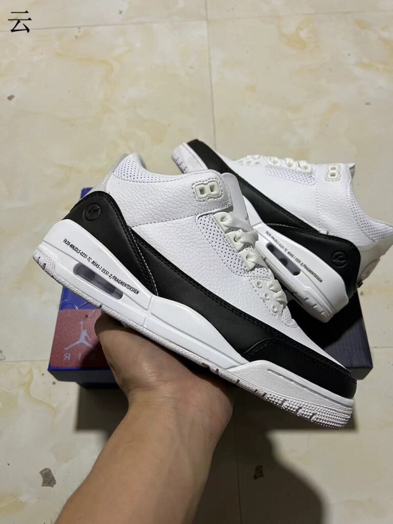 Air Jordan 3 RETRODA3539 10036-47