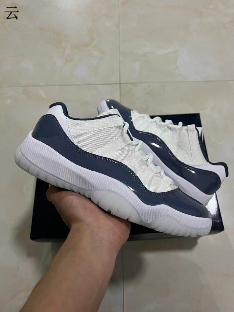 Air Jordan 11 Low FV5104-104p 36-47