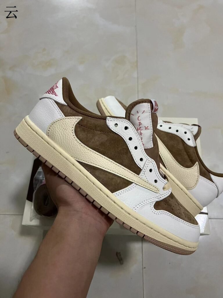 C-R Travis Scott x Air Jordan 1 Low OGDM7866-106   36-47
