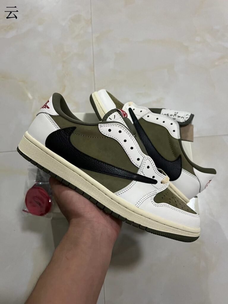 Travis Scott x Air Jordan 1 Low OGDM7866-200  wb35-47