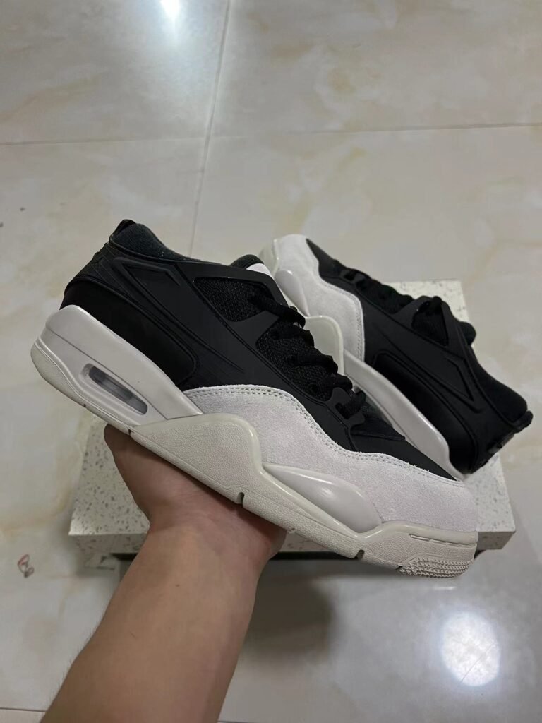 C- Air Jordan 4 RMFQ7939-001 36-475