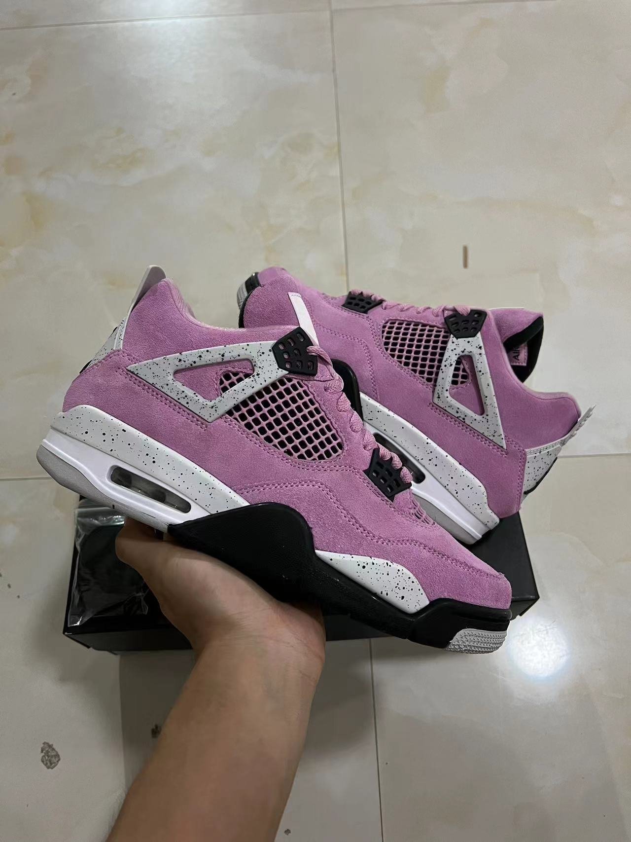 F1- Air Jordan 4 WMNS Orchid AQ9129-50136-47 - Image 1