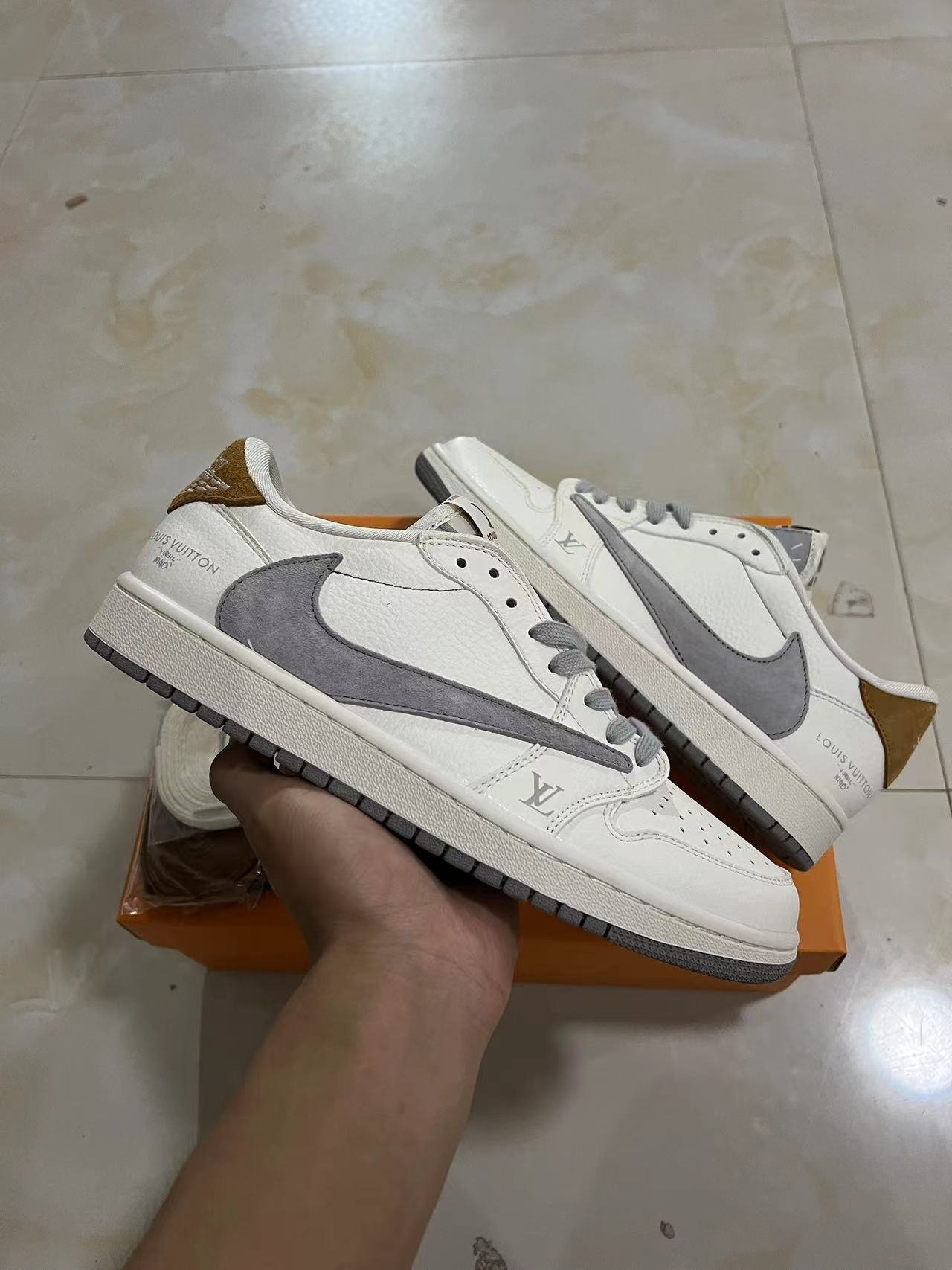 F- Air Jordan1LOW OG SP LX1988 800 36-46 - Image 1