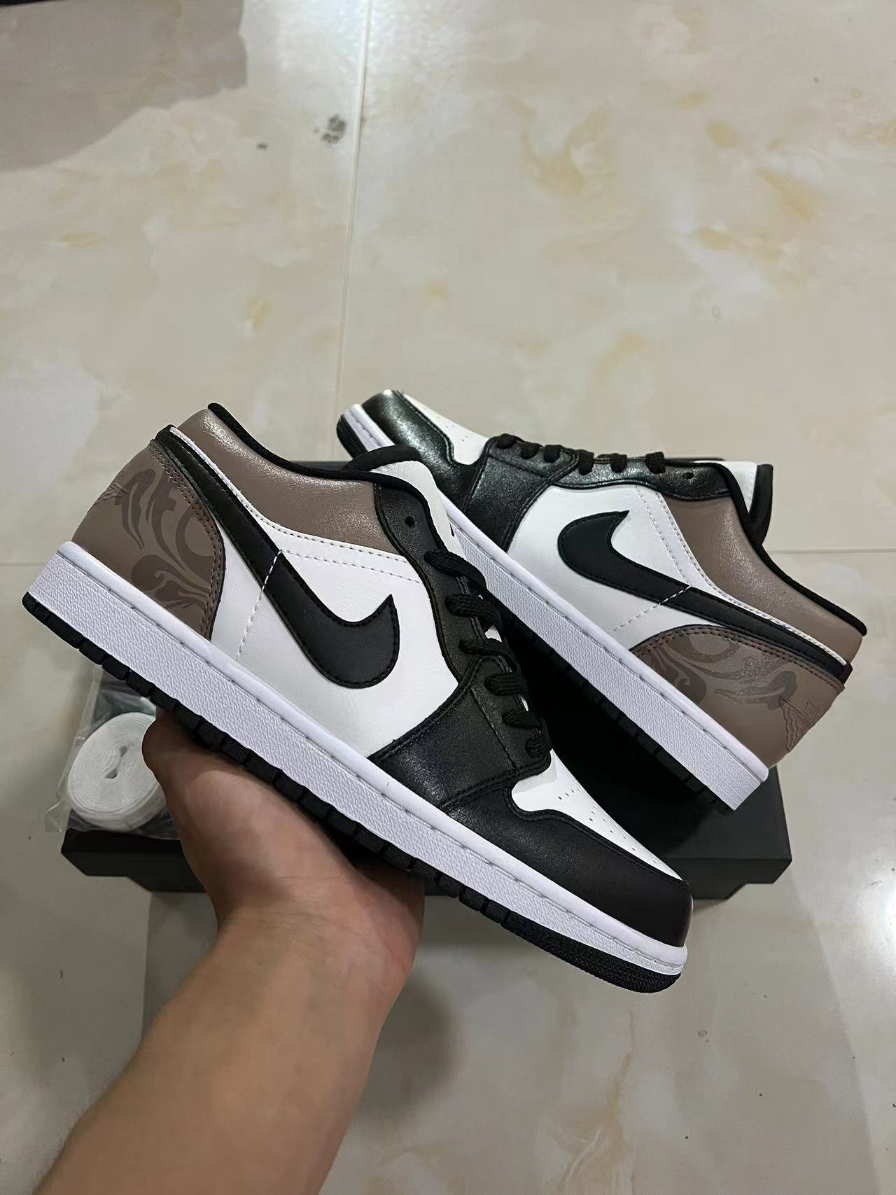 T- Air Jordan1 LOW553558 132 36-46 - Image 1