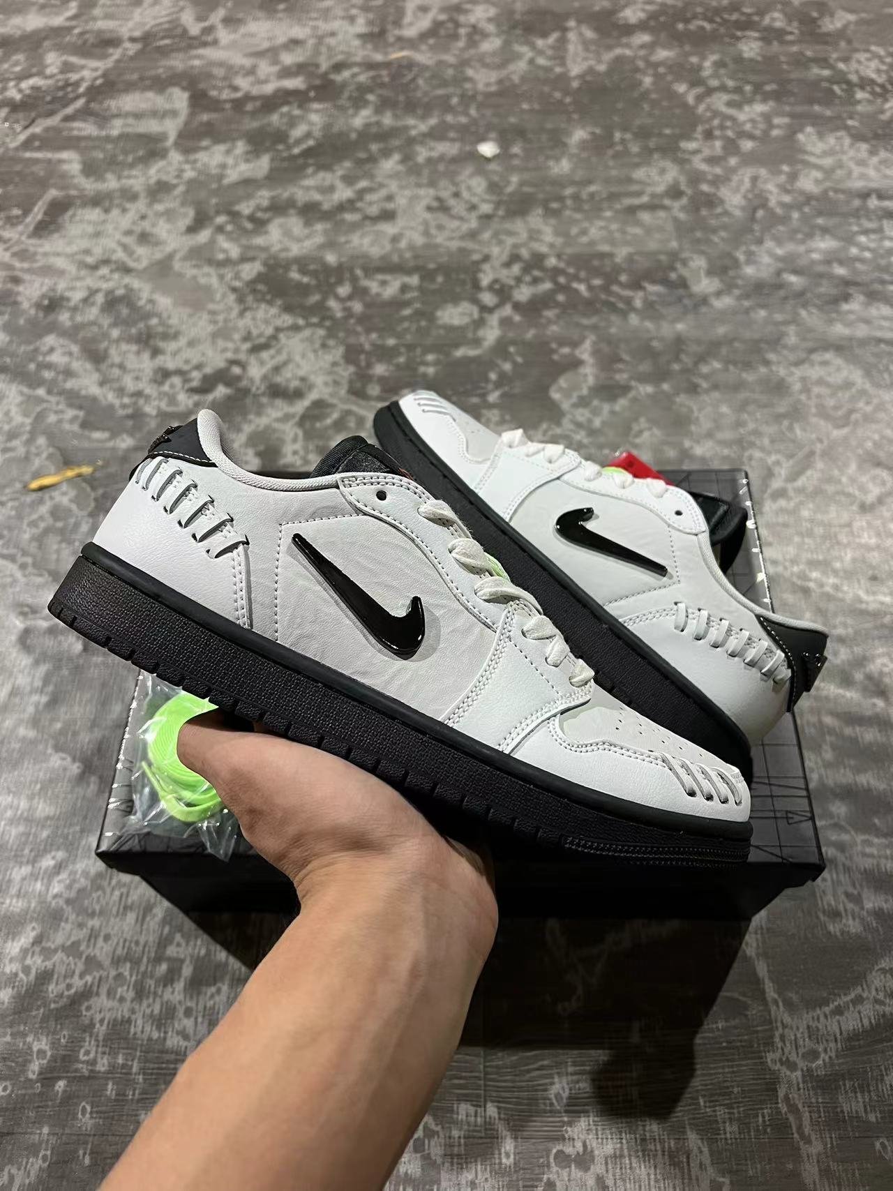 TFC- Air Jordan 1 Low Method of Make HM3689-001 36-46 - Image 1