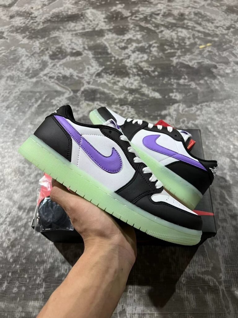 TFC- Air Jordan 1 LOW OG Black RaspberryHF0410 001 36-46