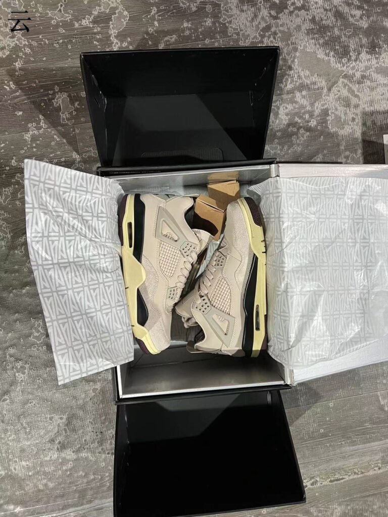 CH- A Ma Maniere x Air Jordan 4 quotFossil Stonequot FZ4810-200 36-475