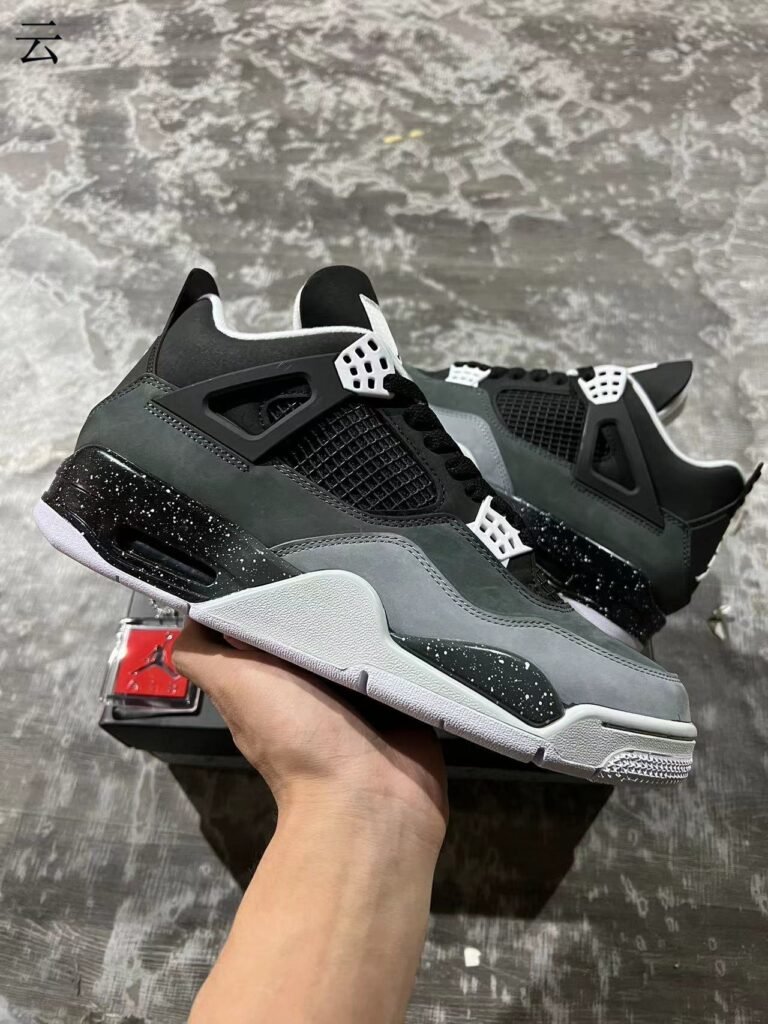 A3- Air Jordan 4 FearFQ8138-002 36-475