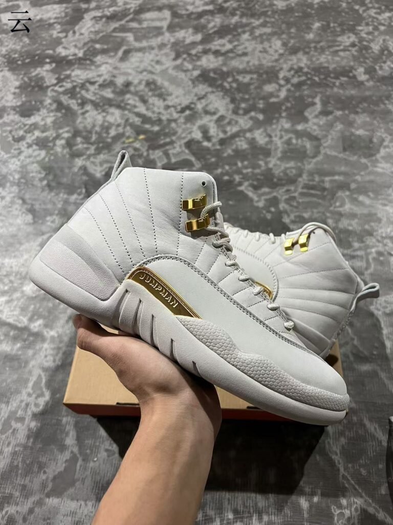 15-Poison version 8Air Jordan 12 Phantom replica beige gold buckle color item number FD9101-007 size 40-47