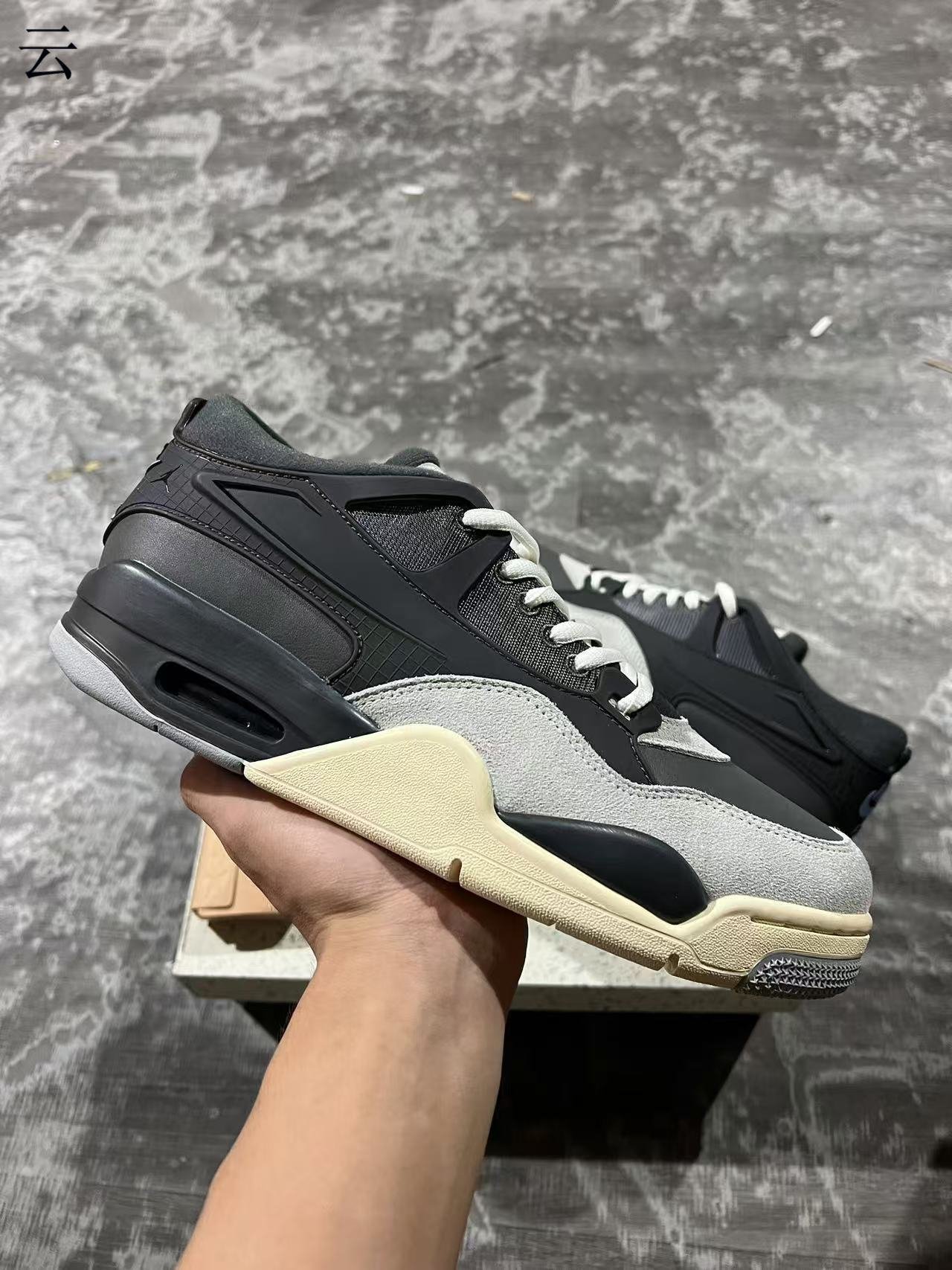 C-Air Jordan 4 RMFQ7938 002 36-475 - Image 1
