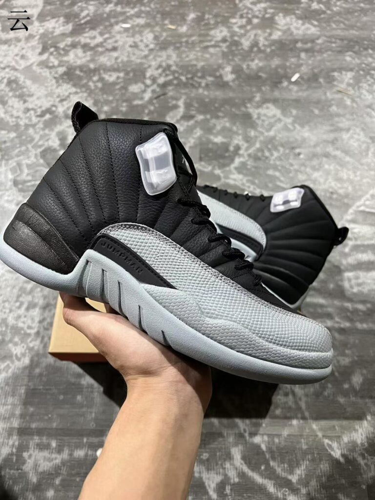 59-Air Jordan 12 Wolf GreyBlackWolf Grey-White CT8013-010 40-48