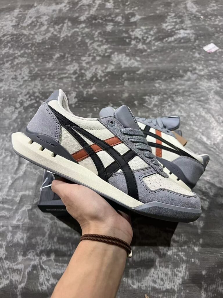 F-OnitsukaTiger1183C074-10136-45
