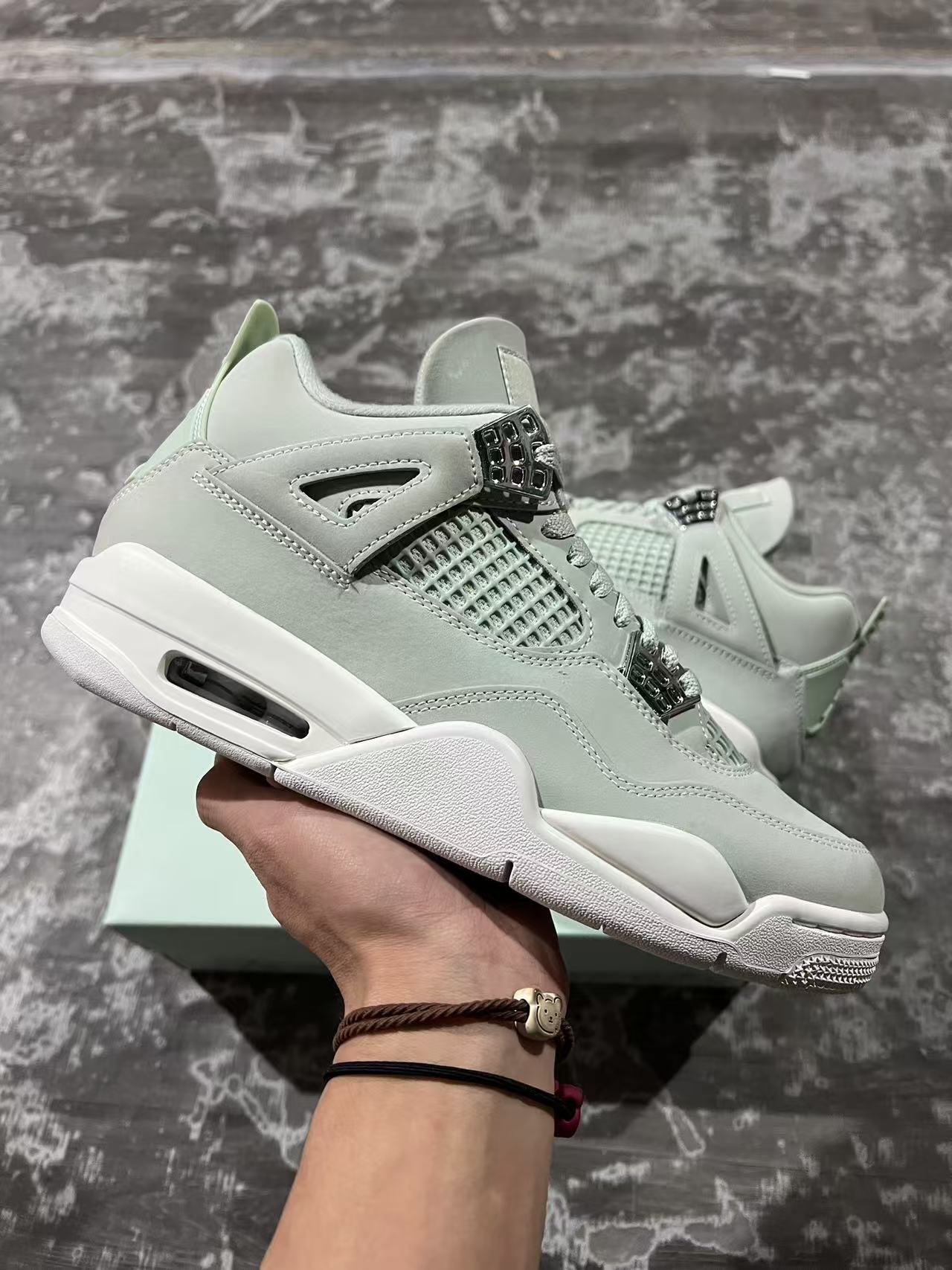 F1-Air Jordan 4 SeafoamHV0823-00336-48 - Image 1