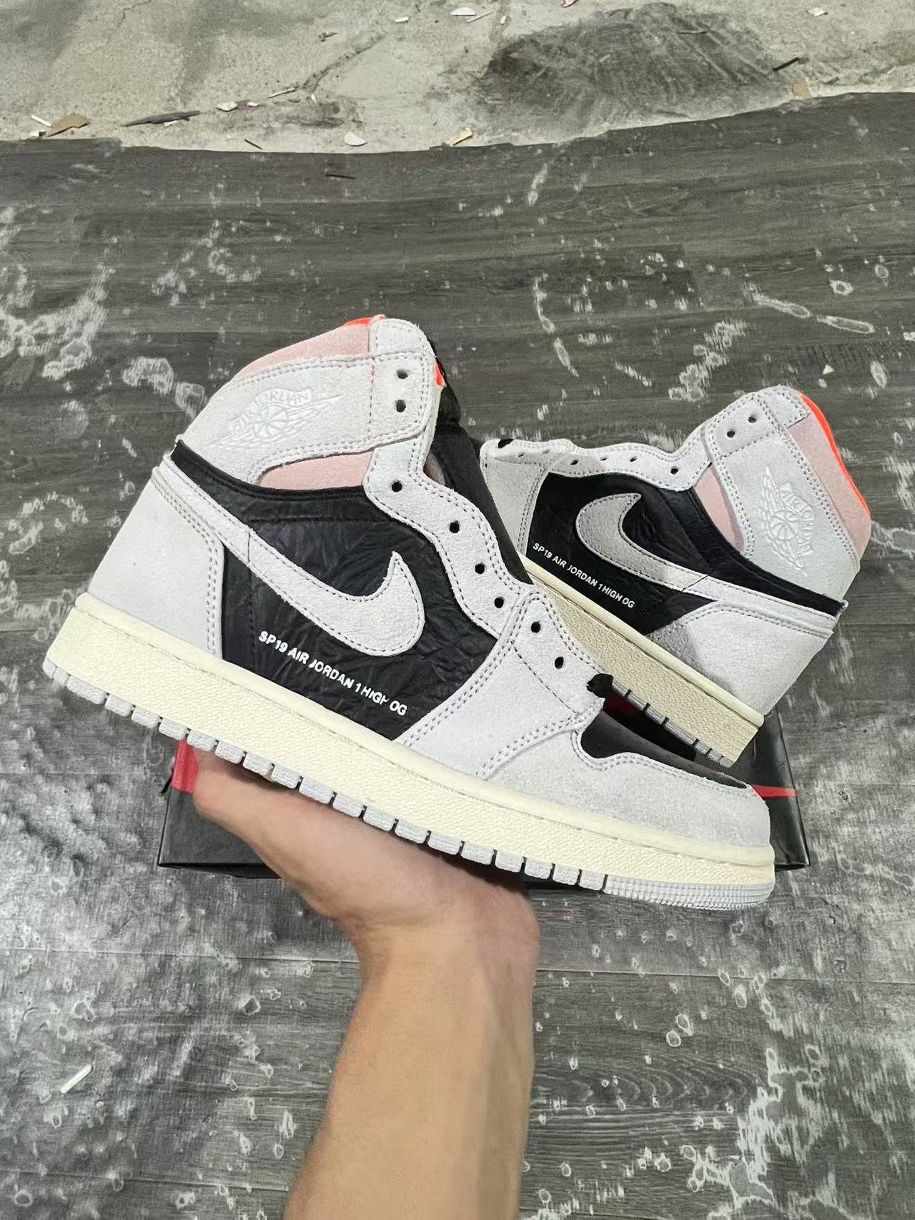 X2-Air Jordan 1 Retro High OG Neutral Grey 555088-01836-46 - Image 1
