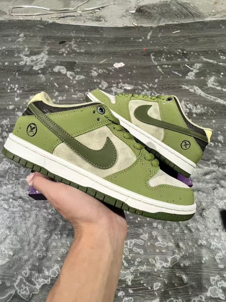 F-W NIKE SB DUNK LOW PROHF8022 30036-46