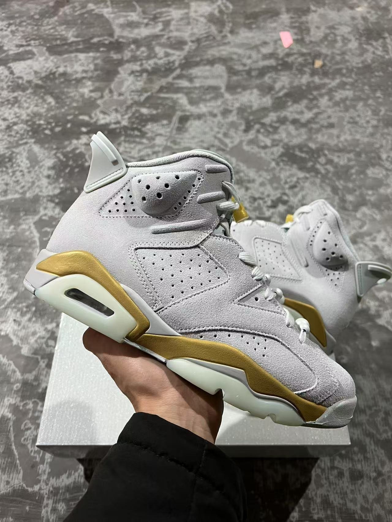 Top genuine label, special price over 100, Feng-Air Jordan 6 Pearl, item number DQ4914-074, size 40-475 - Image 1