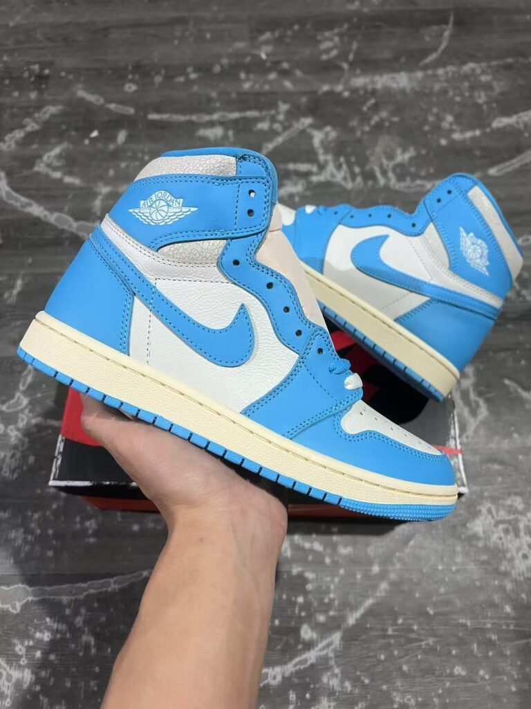 -Air Jordan 1 Retro OGquotUNC  DZ5485-40236-475