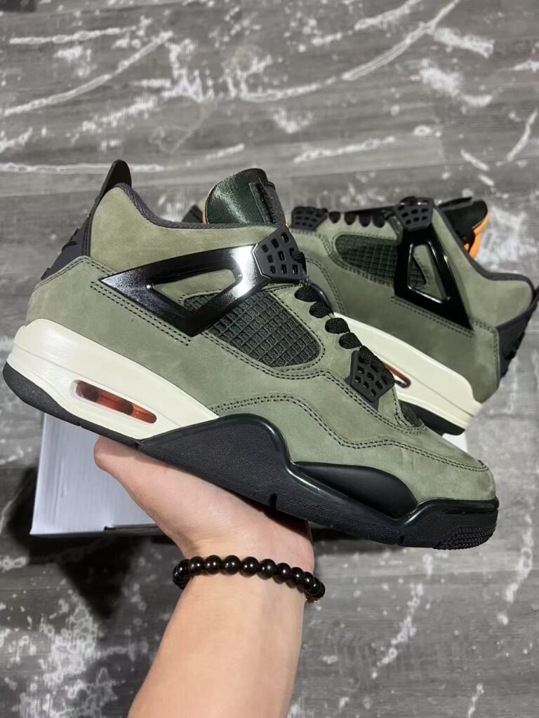 97-UNDEFEATED x Air Jordan 4 IB1519-200