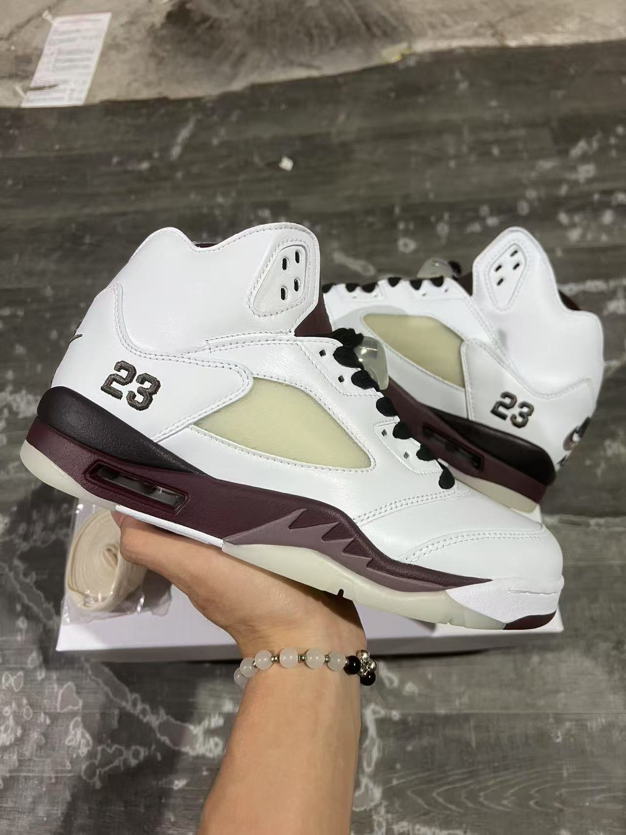 97- Air Jordan 5RETRO OG SP1B1528 10040-48 - Image 1