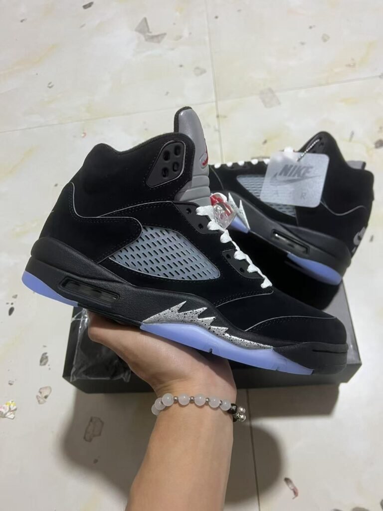 97-Air Jordan 5 Black Metallic Reimagined HF3975-00140-485