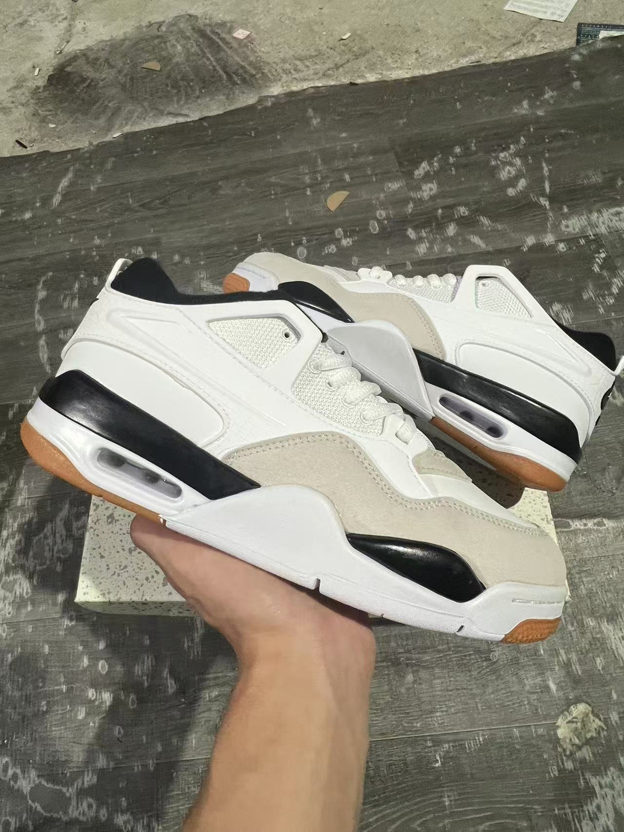 W-Air Jordan4 RMFQ7939 11036-475 - Image 1