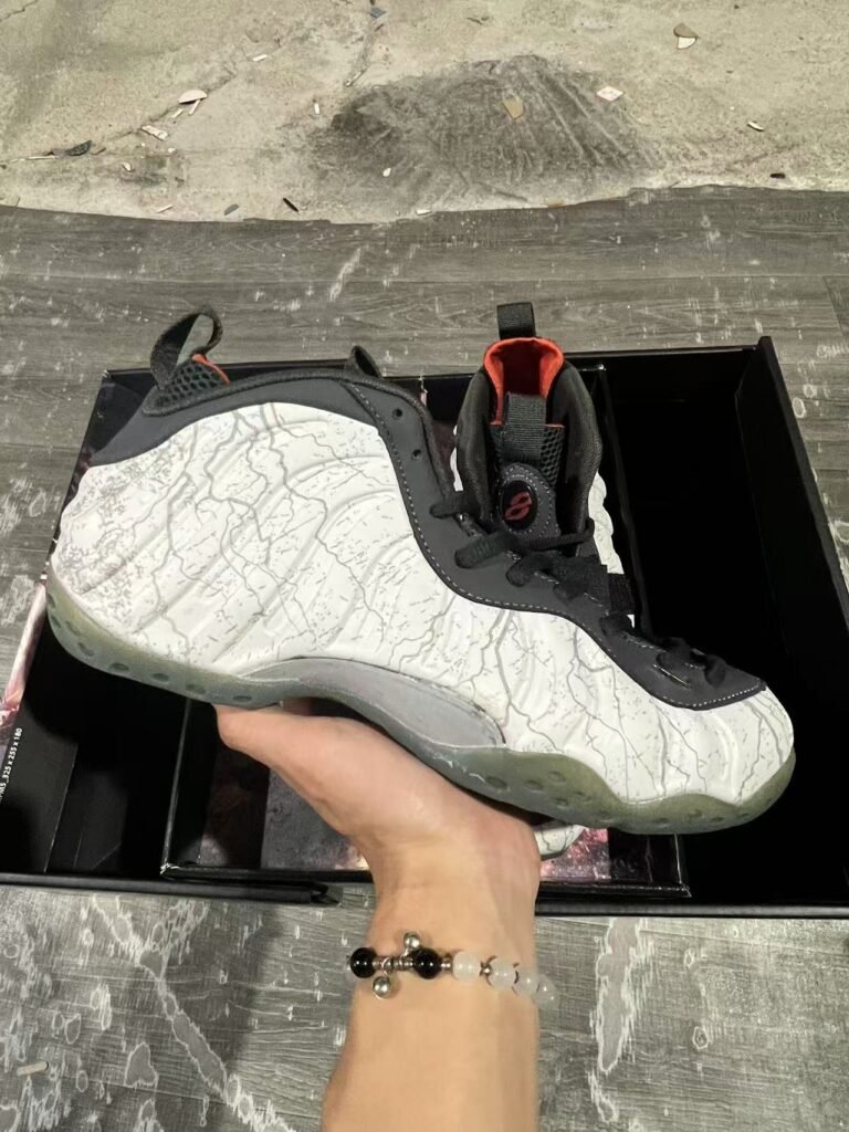 HX-TEKKEN 8 x Nike Air Foamposite One Jin Kazama HF6367-001