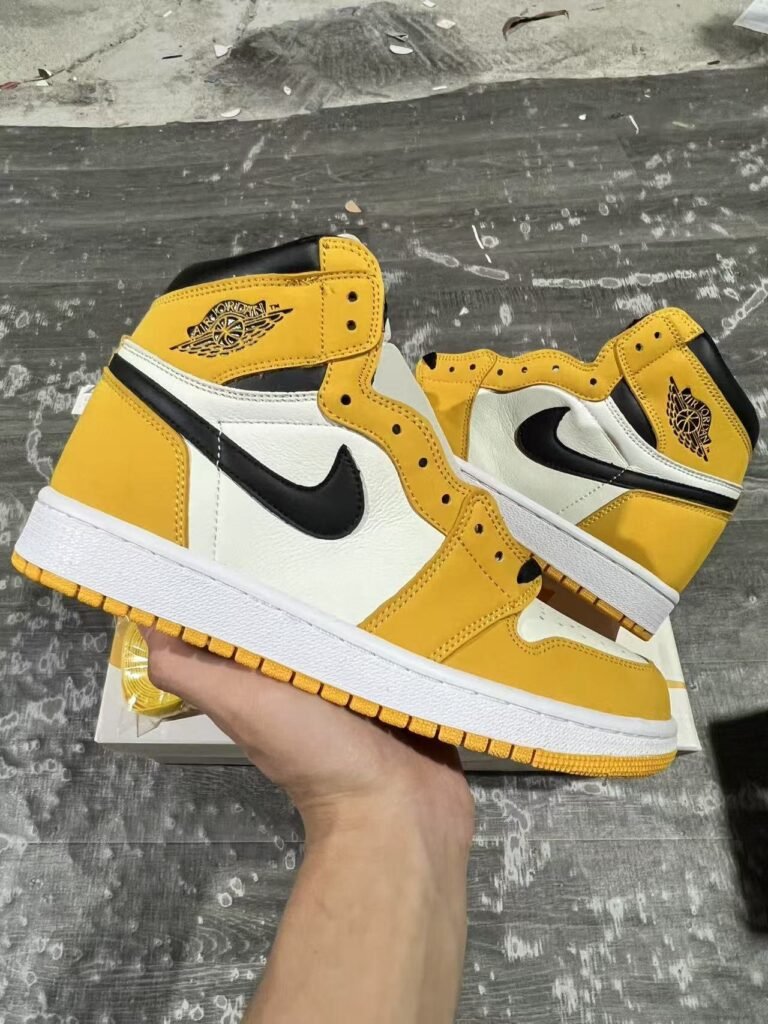 X2-Air Jordan 1 High OG Yellow Ochre DZ5485-70136-46