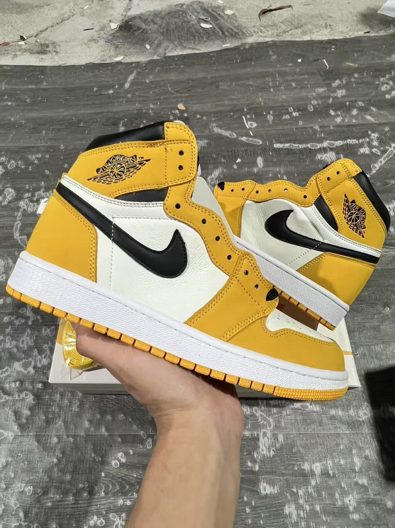 X2-Air Jordan 1 High OG Yellow Ochre DZ5485-70136-46 - Image 1