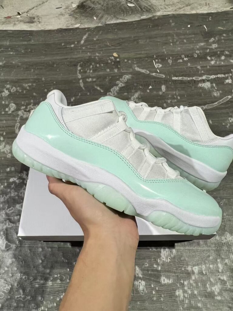 J-Air Jordan 11 Low Igloo AH7860-10336-475