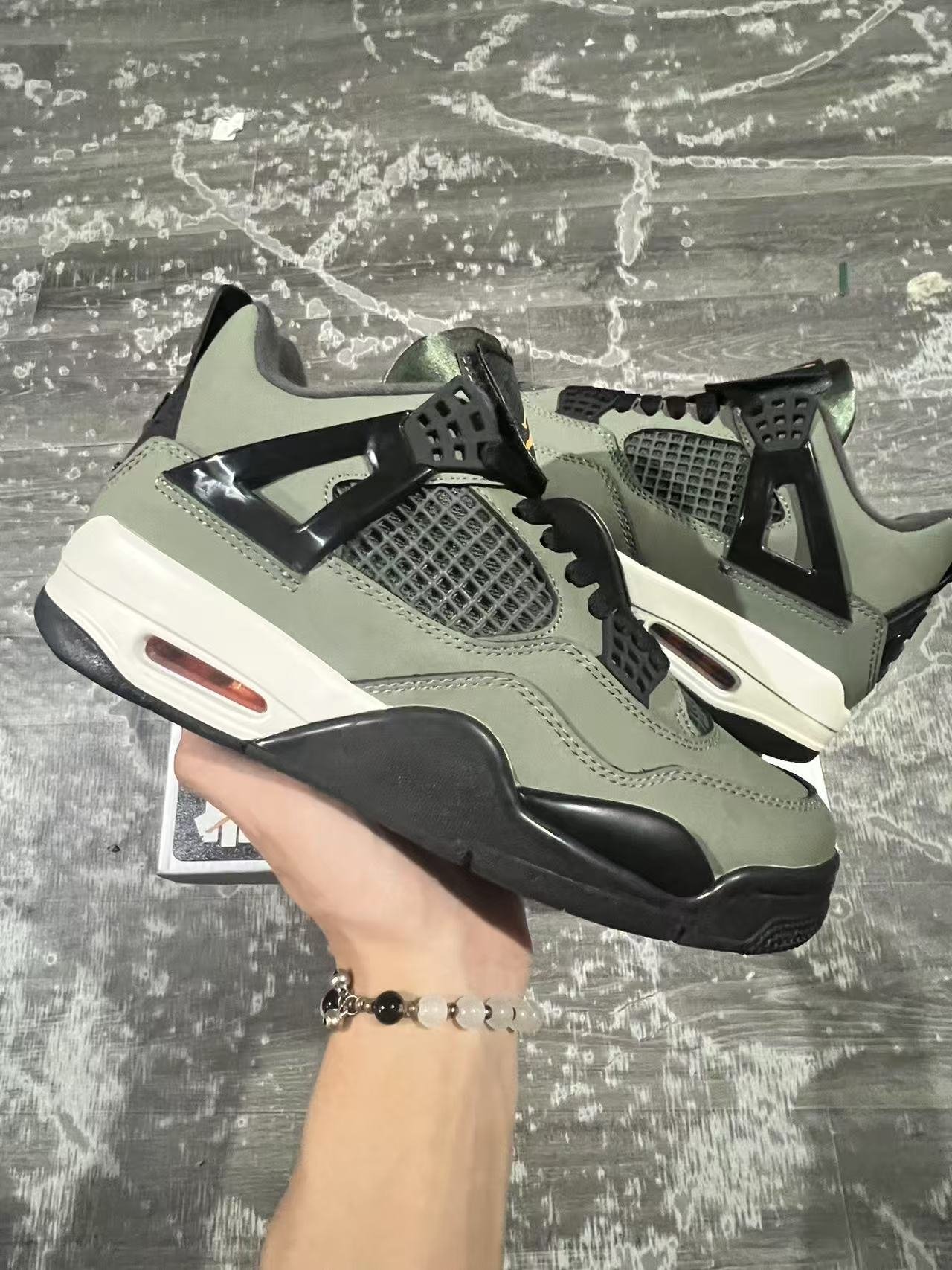 B-UNDEFEATED x Air Jordan 4 IB1519-20036-47 - Image 1