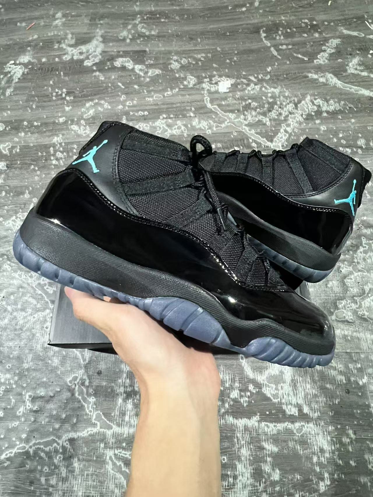 y Air Jordan 11 Gamma Bluezgm CT8012-047 - Image 1