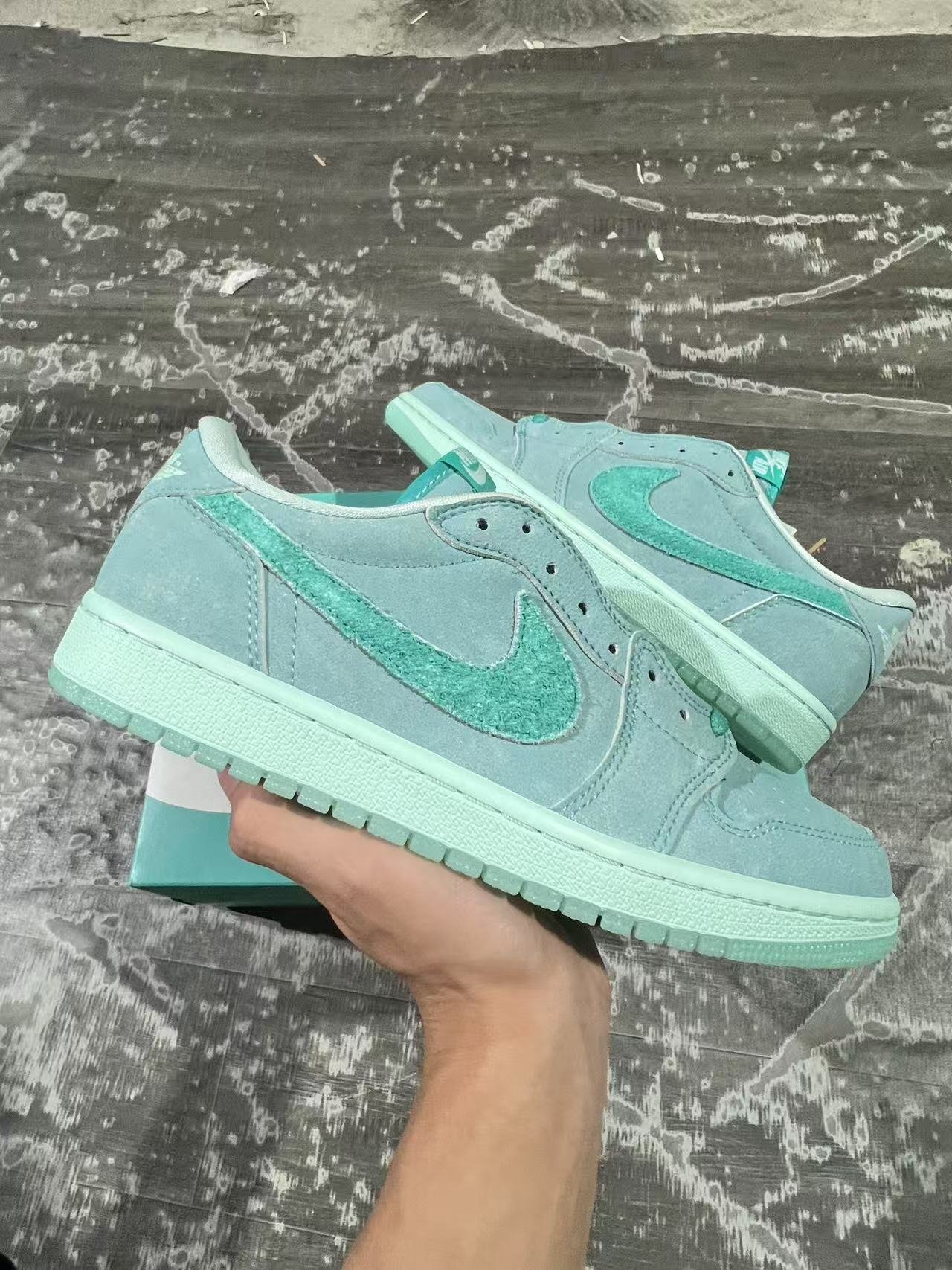 97-Air Jordan 1 Low OG Washed Teal WMNS HQ8111-300 - Image 1