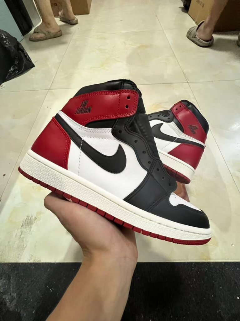 w4-Air Jordan 1 Retro High OGquotBlack Toe ReimaginedquotDZ5485-106