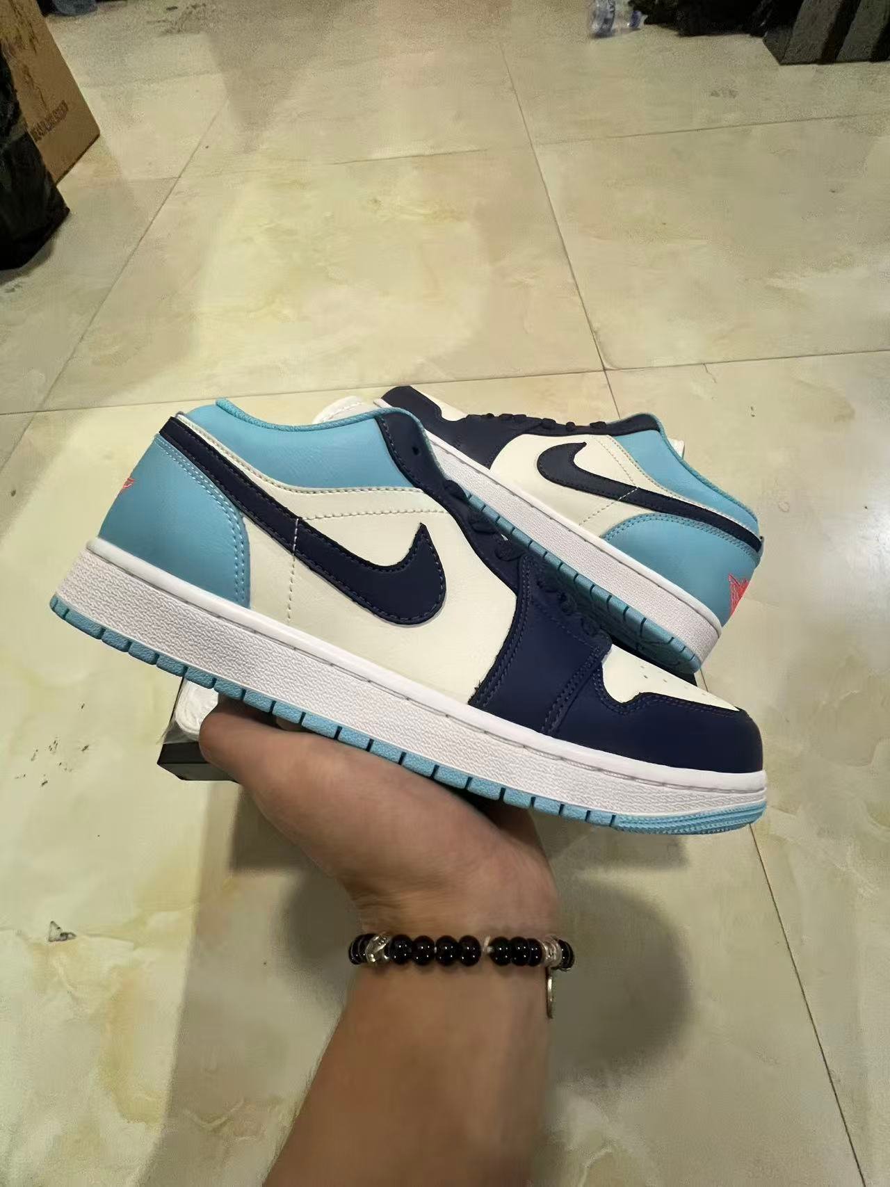 F-Air Jordan 1 Low553558-14936-46 - Image 1