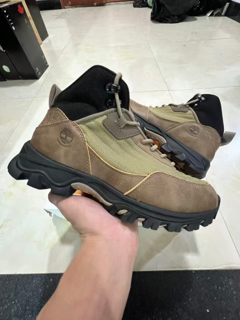 X2-Timberiand MTMADDSEN MID LACE HKR BOOT BROWNA410839-46