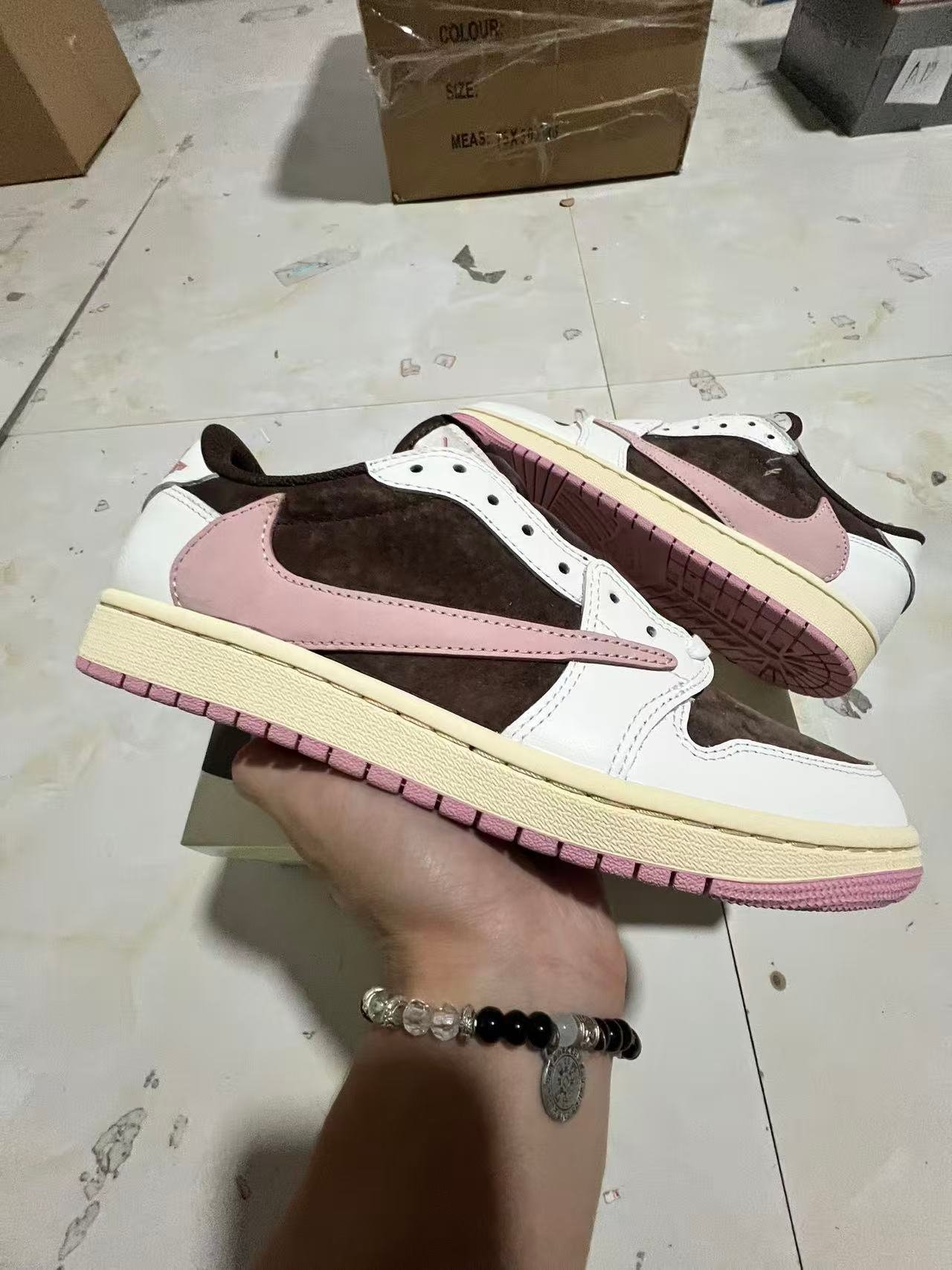 F2-Travis Scott x Air Jordan 1 Low  DZ4137-20640-475 - Image 1