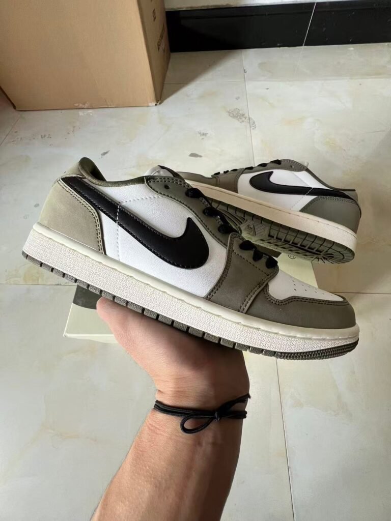F-Air Jordan 1 Low OG Medium Olive  Medium OliveBlack-Summit White-SailHQ6998-20036-46