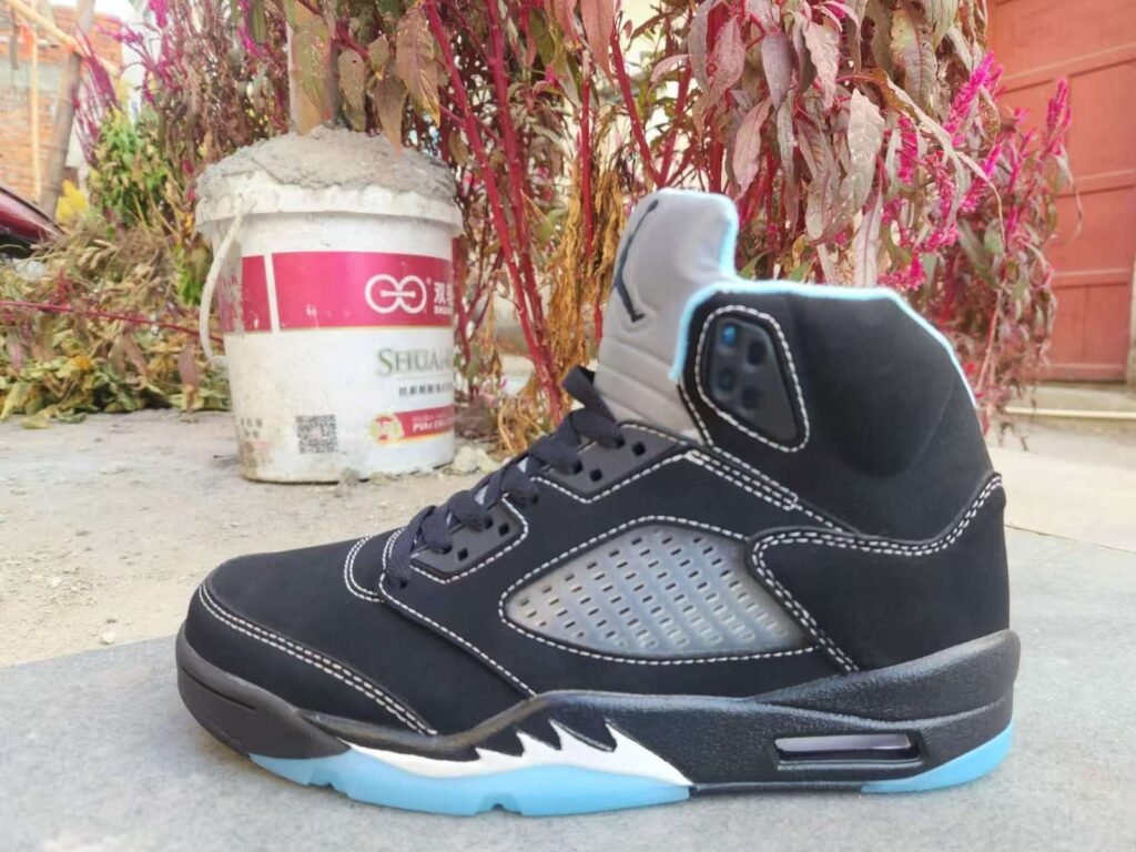 Joe 5 black university blue currency high quality 36--47 shipped