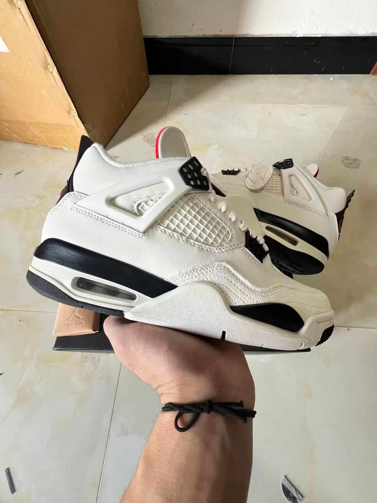 F2-Air Jordan 4 Flight ClubIM4002-10040-47 - Image 1