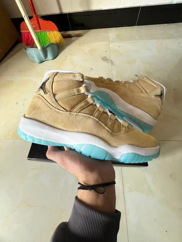 J2-Air Jordan 11 RETROI08960 70740-475