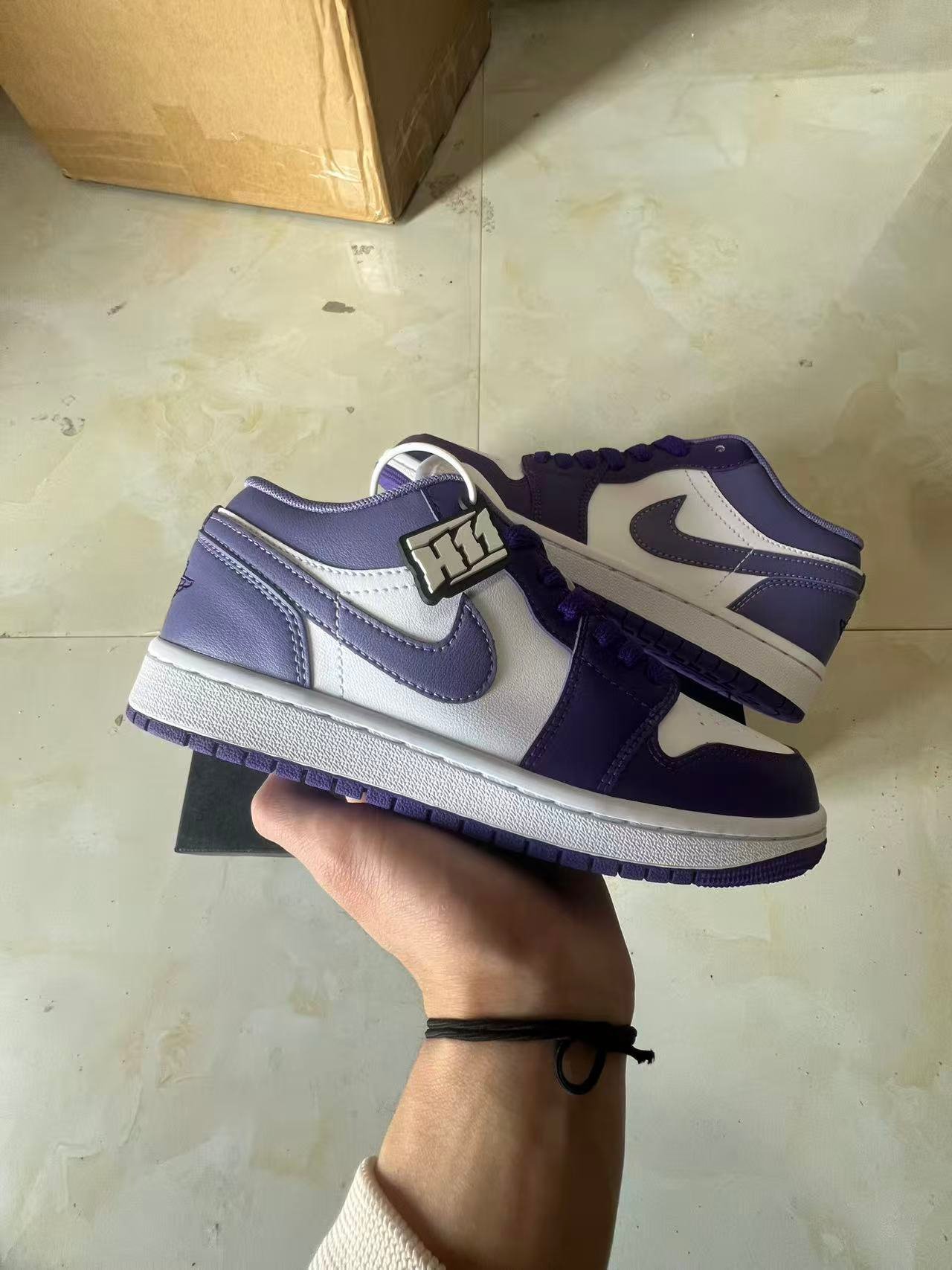 F-Air Jordan  1 LOW553560 55135-47 - Image 1