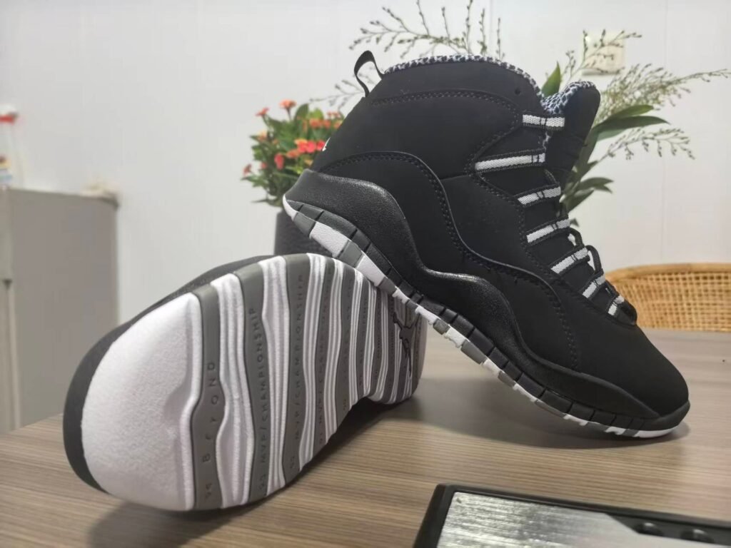 Joe 10 all black, high quality combination, bottom 40--47 shipped