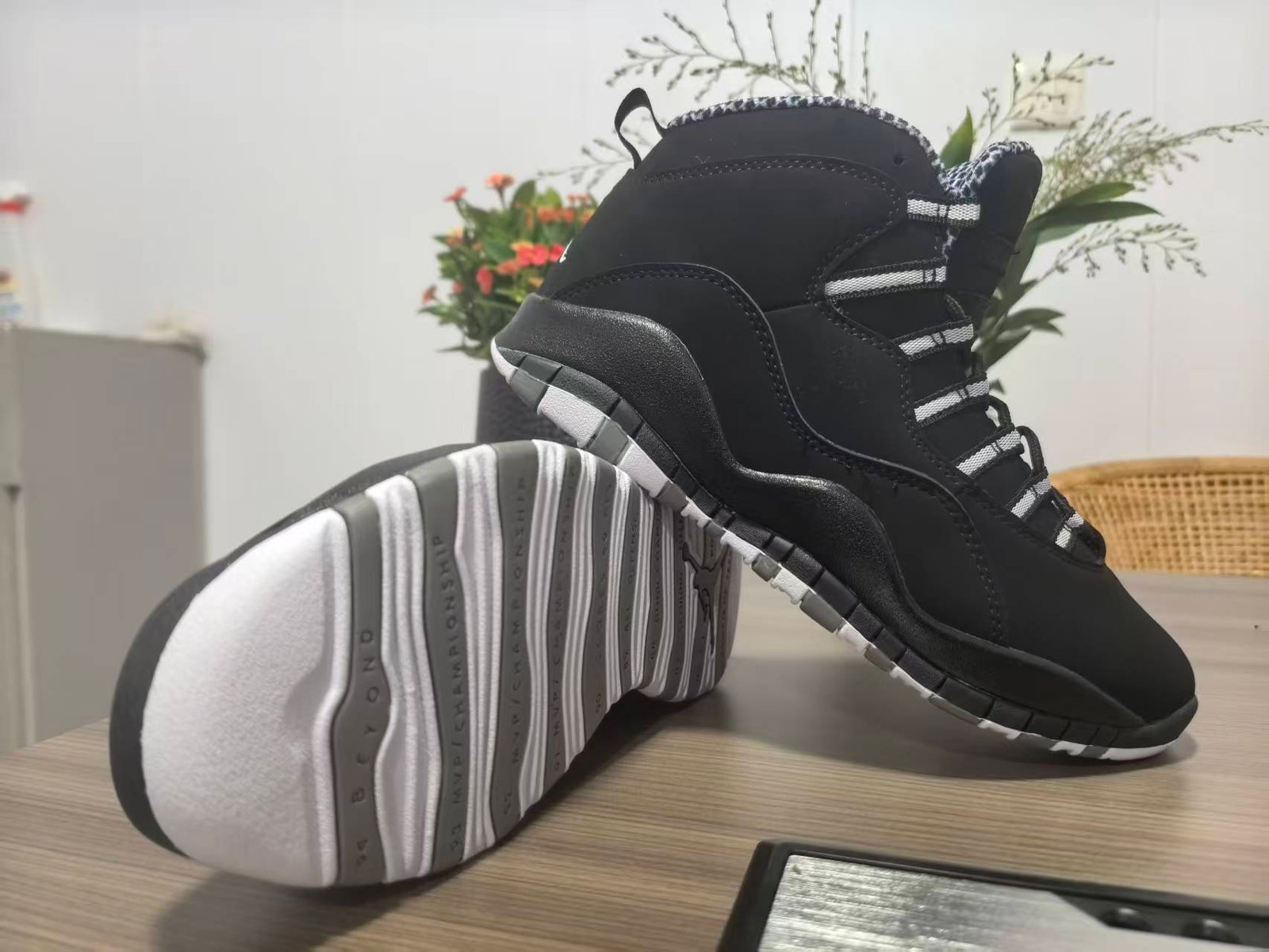 Joe 10 all black, high quality combination, bottom 40--47 shipped - Image 1