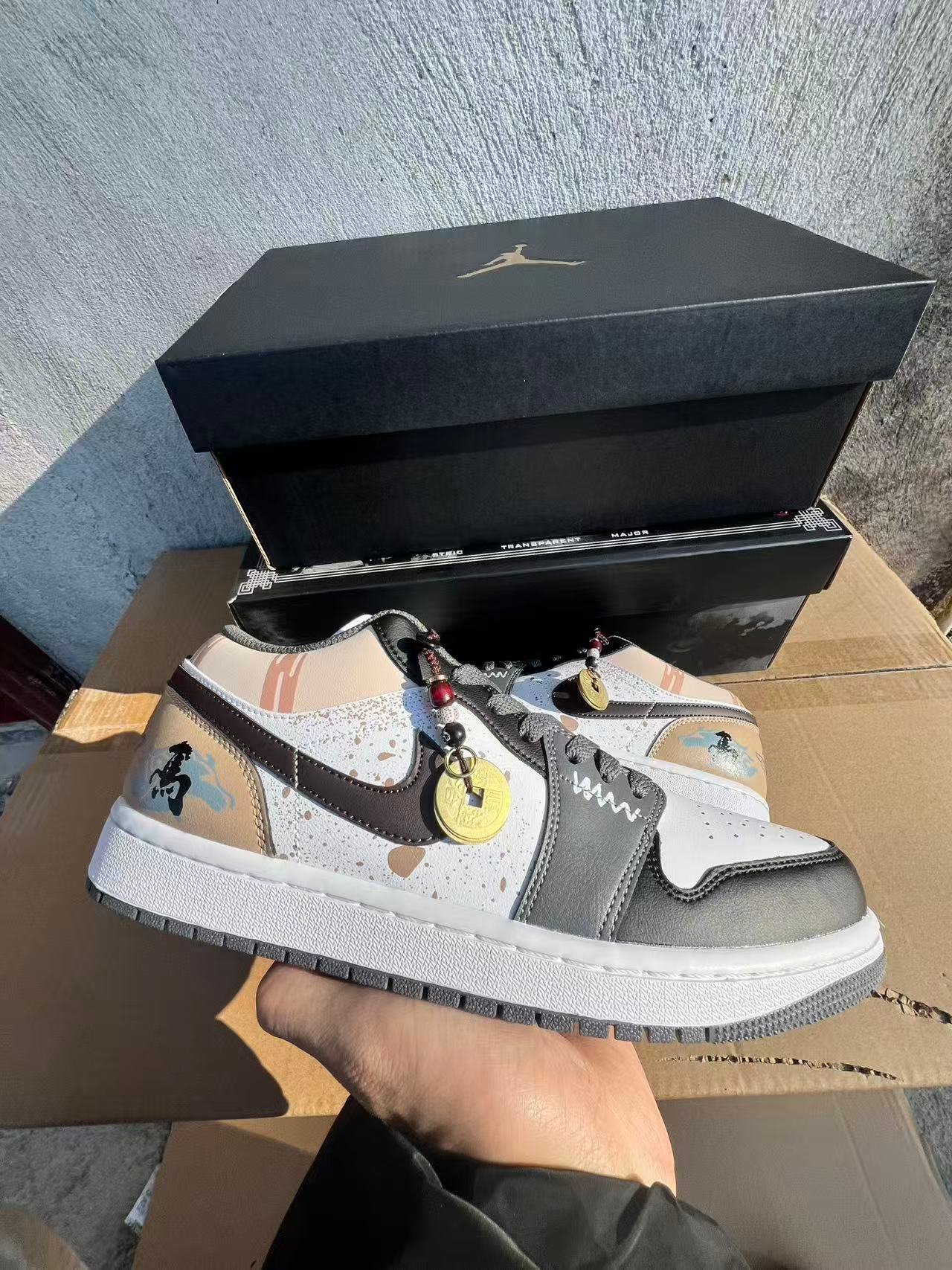 F-Air Jordan 1 Low553558 15236-46 - Image 1
