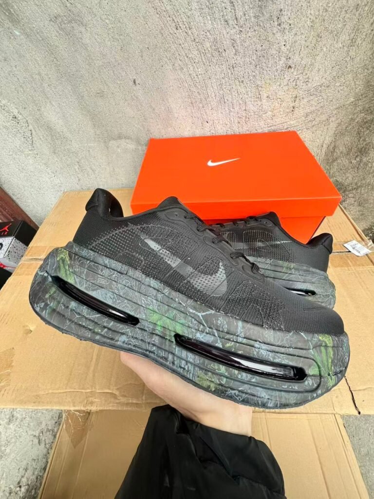 F-NIKE VOMERO PREMIUMI0732500136-46