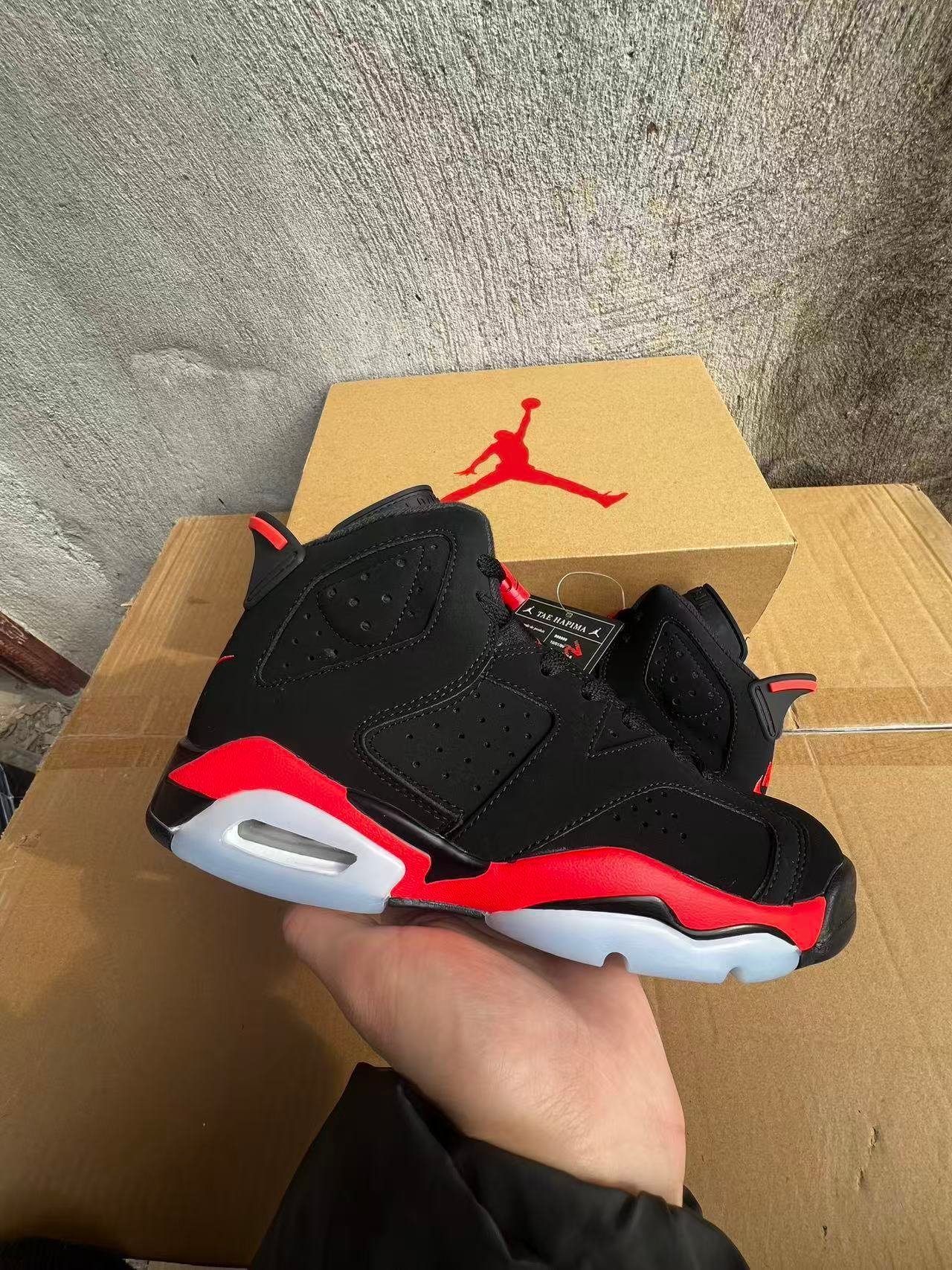 DC-Air Jordan  6 RETROIQ1275 001 - Image 1