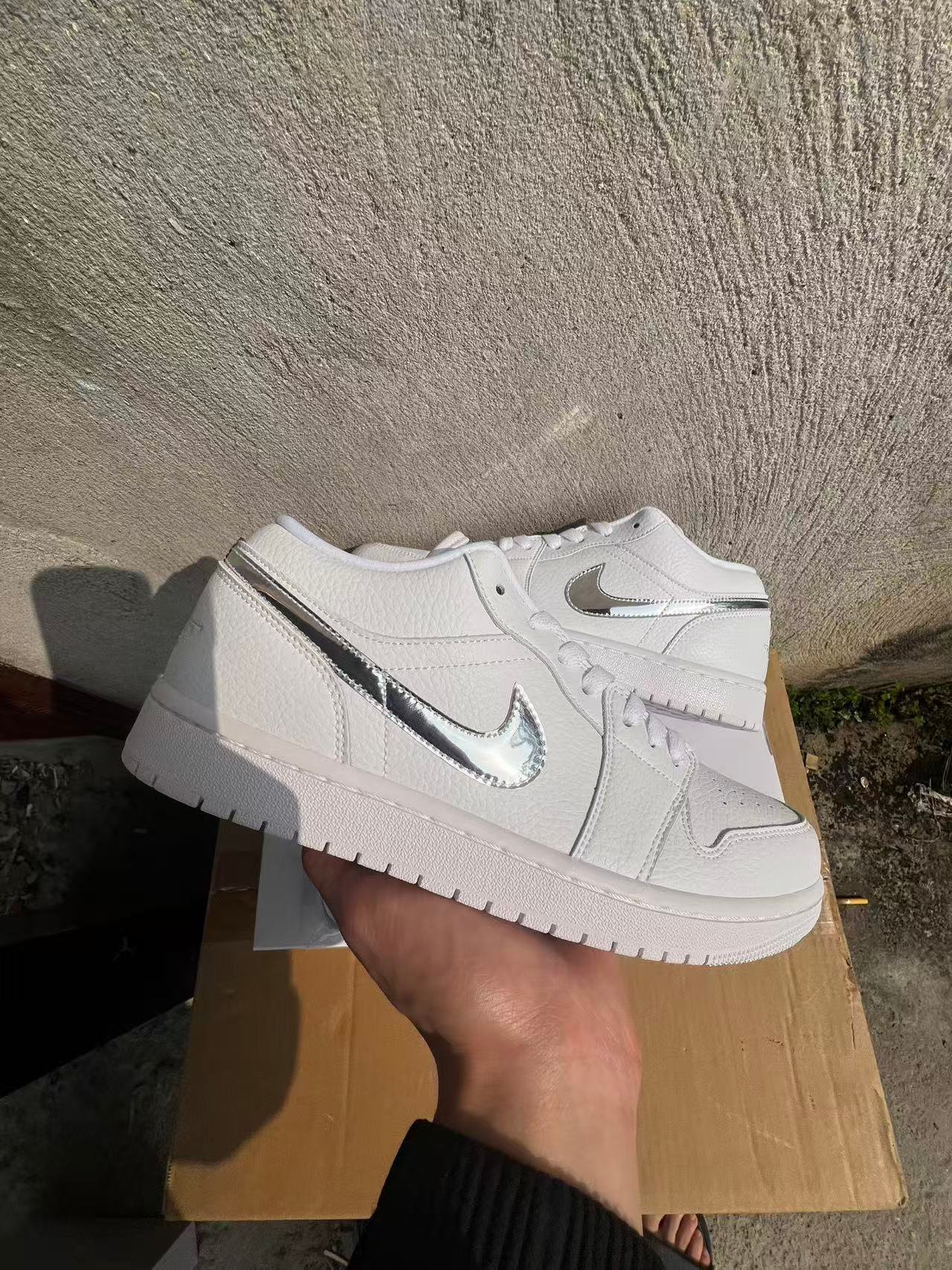 F-Air Jordan1LOW SE1Q938110036-46 - Image 1