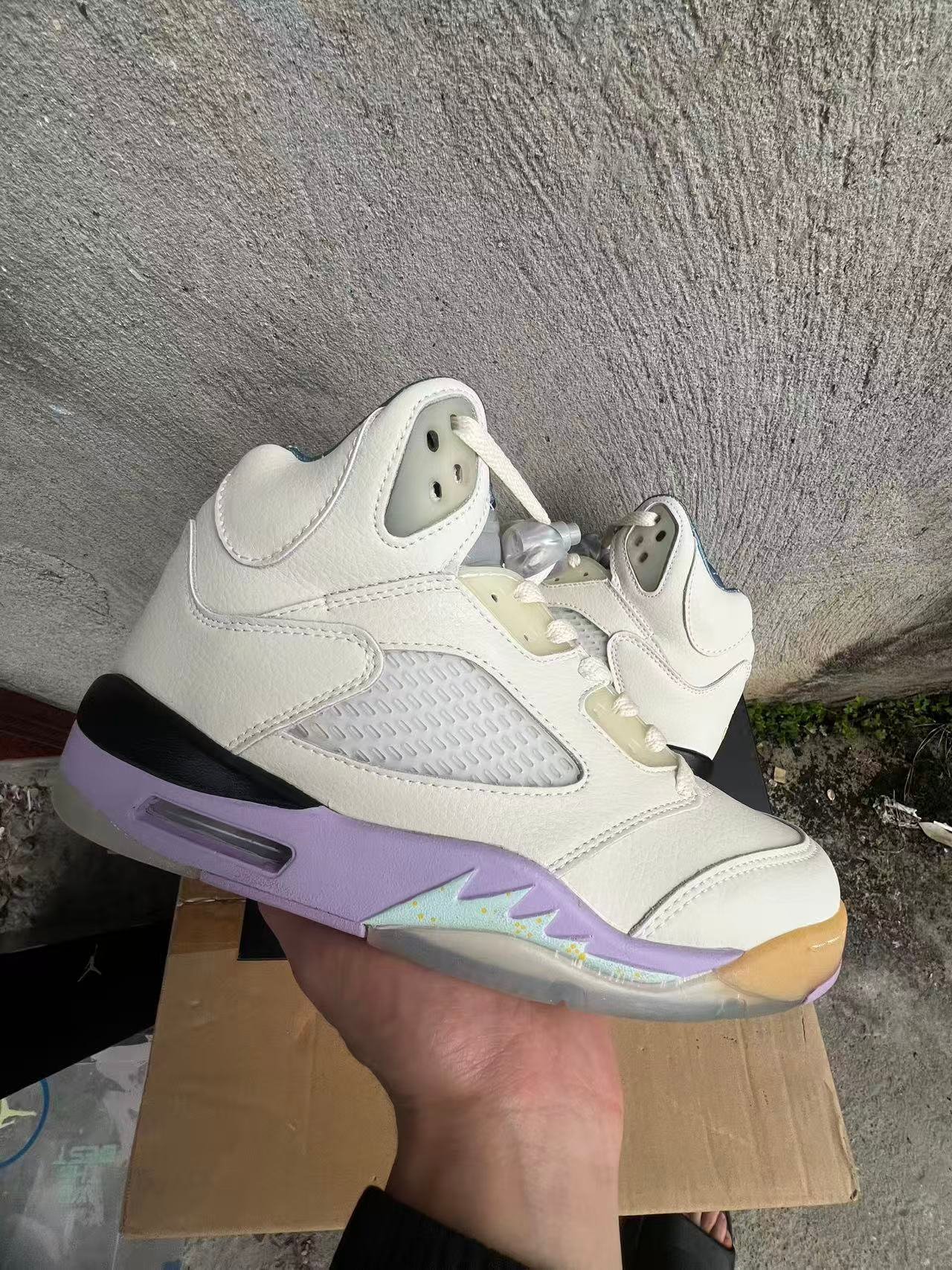 X2-Air Jordan 5RETRODV4982 175405-475 - Image 1