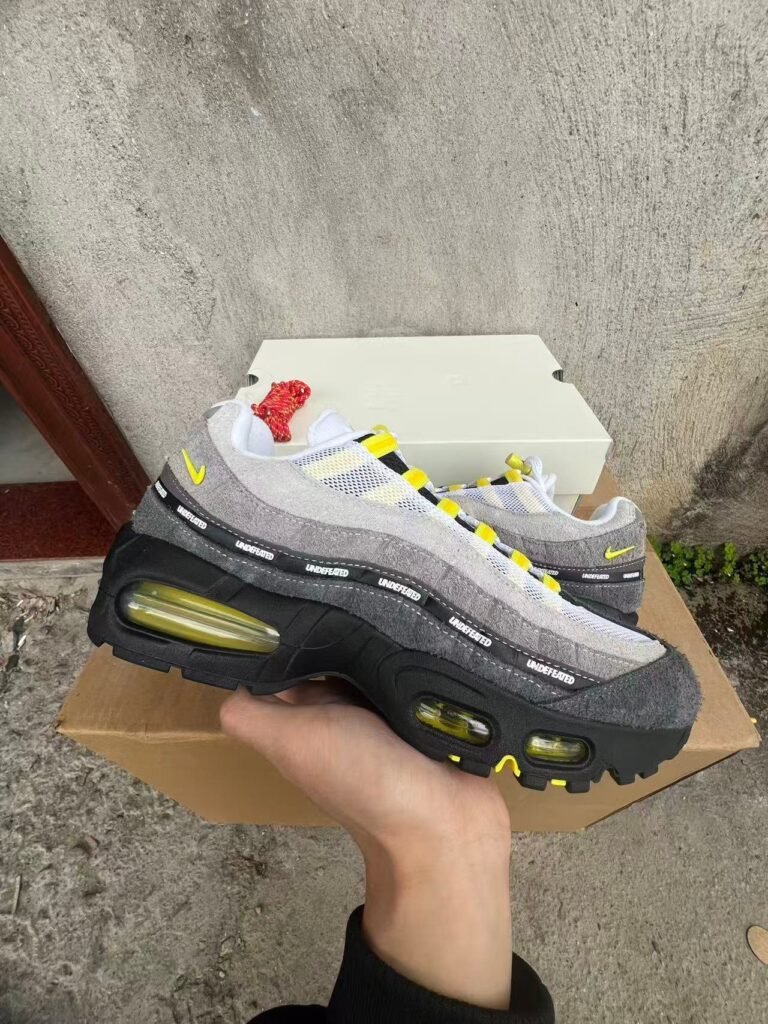 X2-NIKE AIR MAX 95 SP GEOIB4523 00240-47